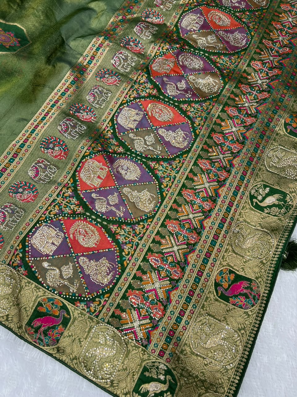 Anula Nexus Heritage Zarkhan Bottle Green Viscose Satin Saree With Heavy Embroidered Stitched Blouse & Unstitched Blouse Piece-11
