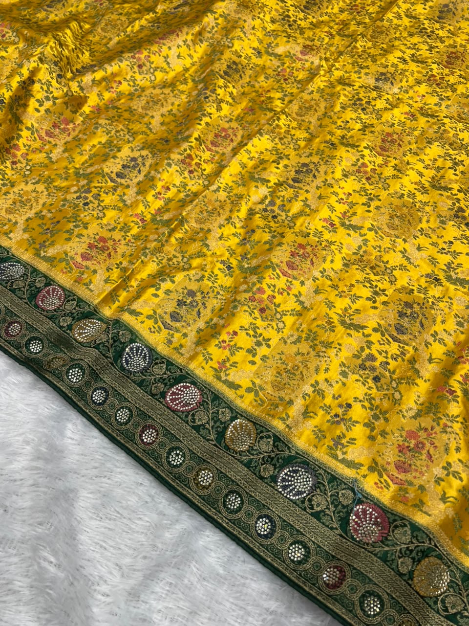 Anula Nexus Mustard Yellow Satin Saree With Floral Weaving, Pearl Work Designer Border, Bottle Green Pallu & Unstitched Blouse Piece-7