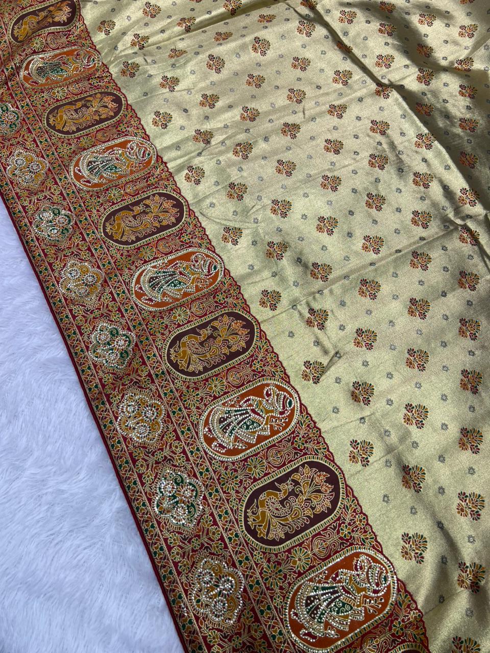 Anula Nexus Olive Gold Position Tissue Saree With Royal Heritage Motifs, Designer Border, Tassel Pallu & Unstitched Blouse-7