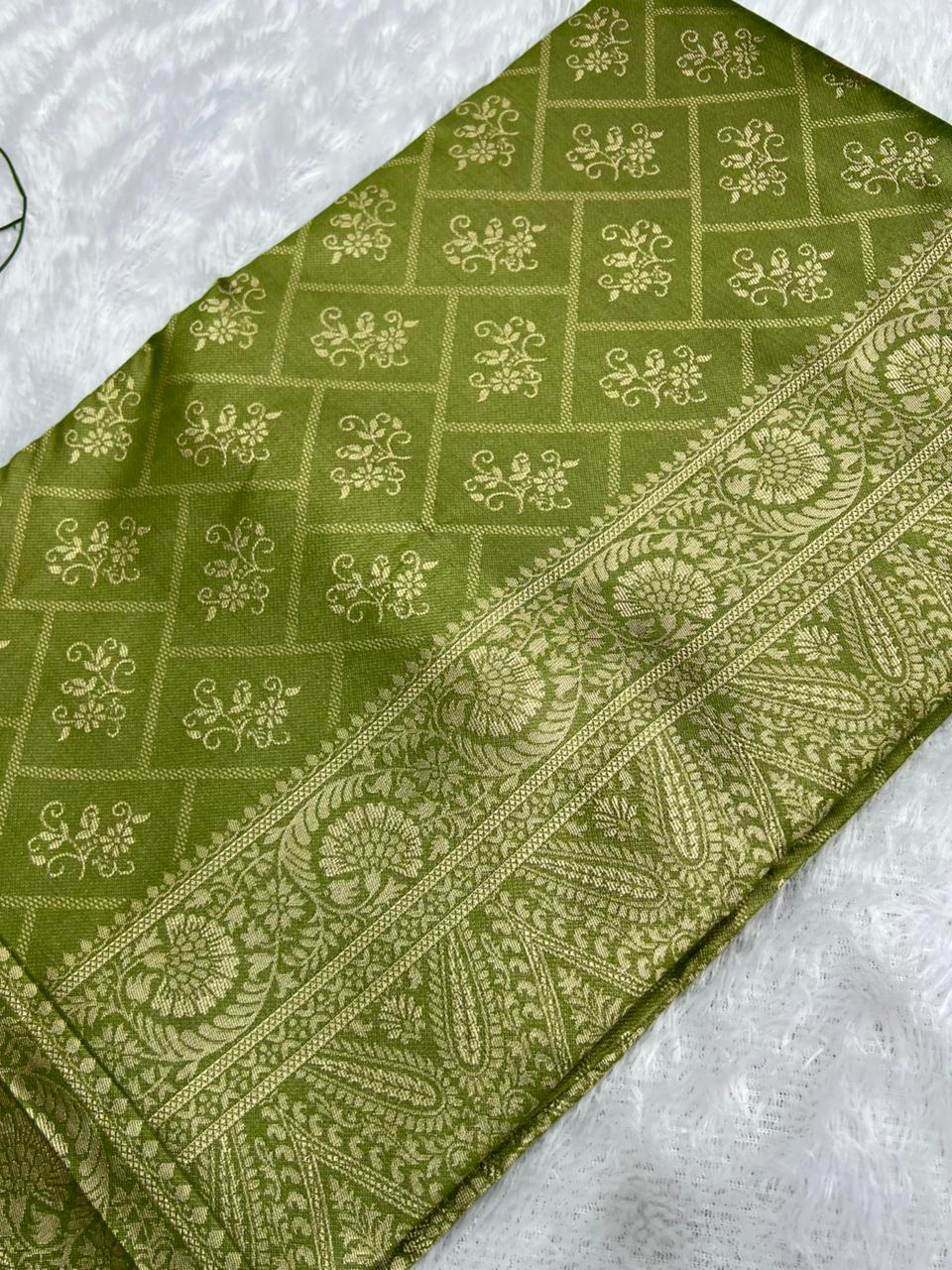 Anula Nexus Olive Green Cotton Saree With Floral Butta Weaving, Rich Zari Pallu & Matching Unstitched Blouse Piece-3