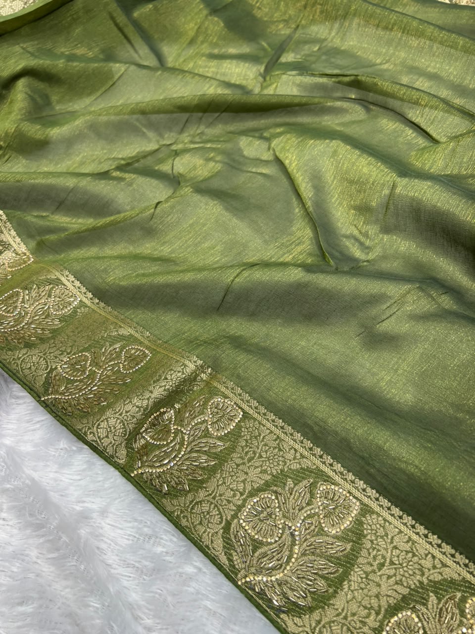 Anula Nexus Olive Green Premium Linen Saree With Heavy Handwork, Designer Woven Border & Tassel Detailing, Matching Unstitched Blouse Piece Included-7