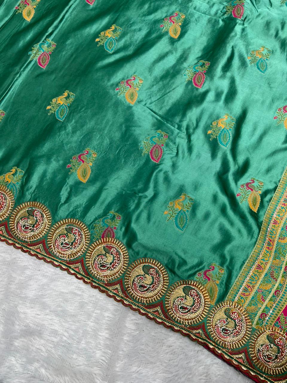 Anula Nexus Premium Emerald Green Satin Saree With Heavy Peacock & Elephant Embroidery Border | Designer Rani Pink Unstitched Blouse-6