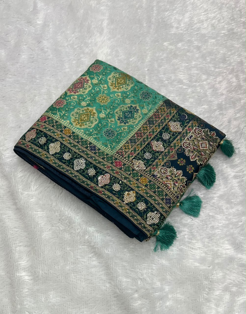 Anula Nexus Premium Kashmiri Satin Saree for Women | Peacock Blue & Sea Green Rich Woven Designer Saree With Heavy Pallu & Unstitched Blouse Piece-3
