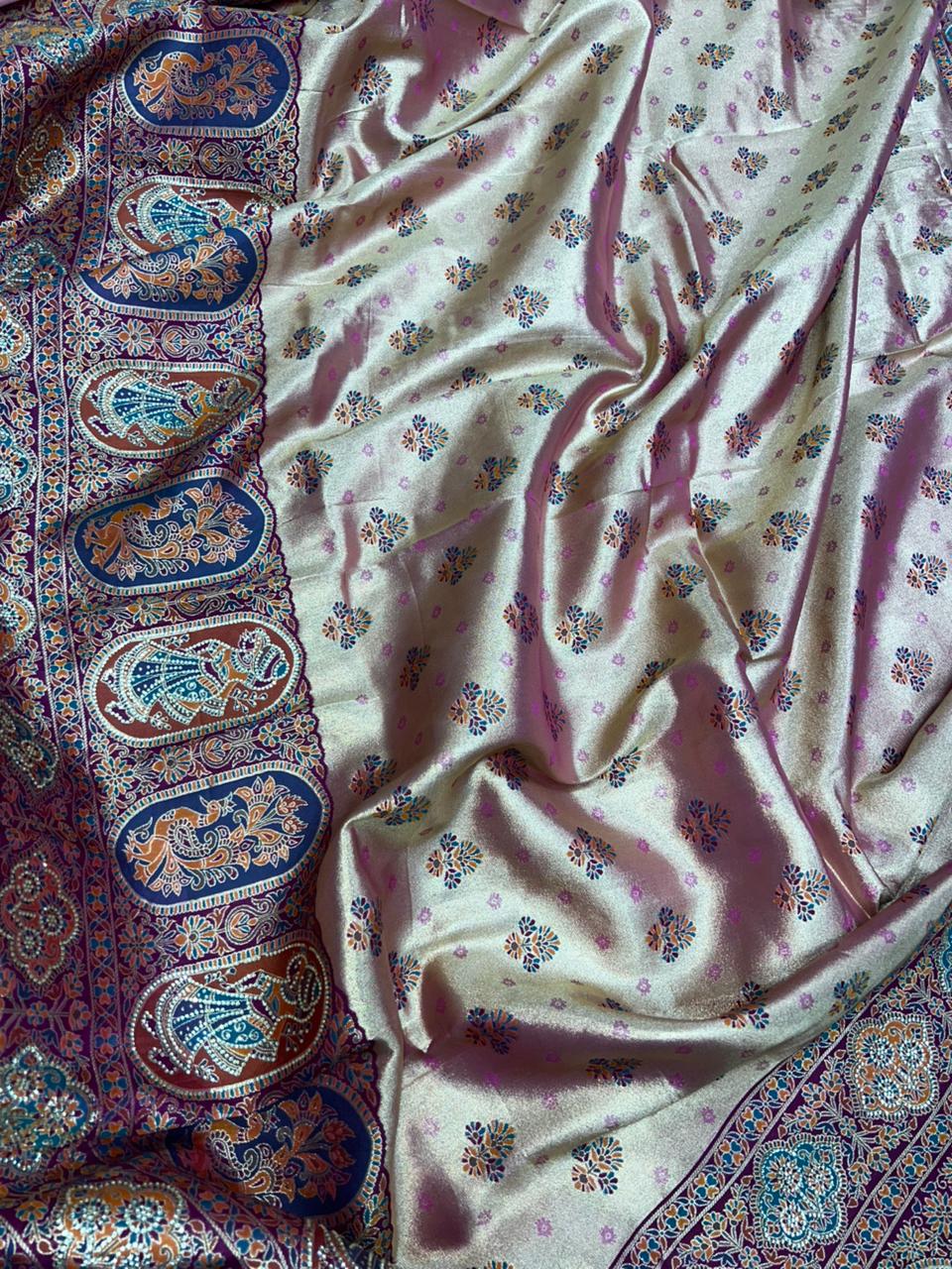 Anula_Nexus_Royal_Wine_Gold_Position_Tissue_Saree_With_Heritage_Motifs_Designer_Woven_Border_Tassel_Pallu_Unstitched_Blouse_Piece-5