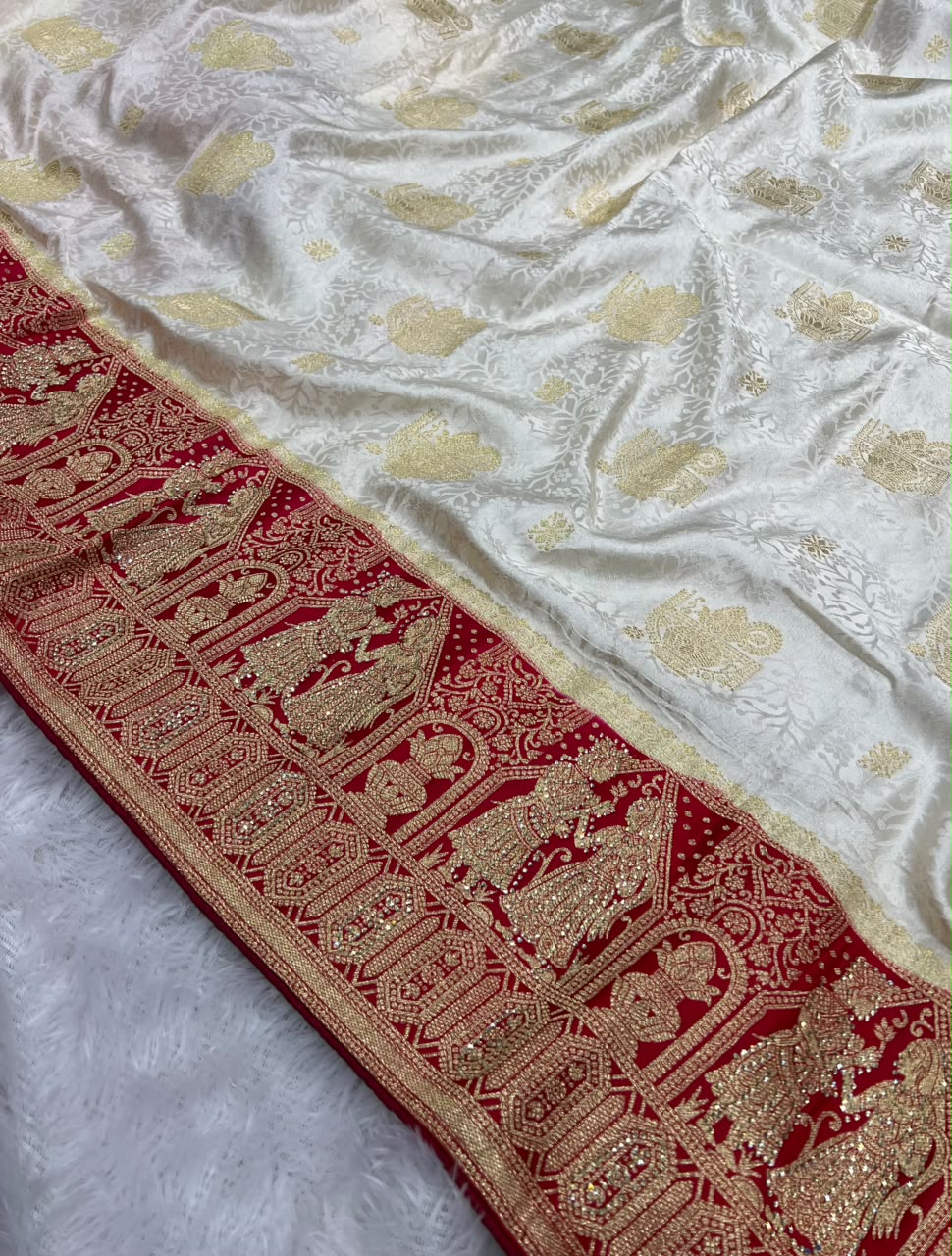 Anula Nexus Royal Zarkhan Viscose Satin Saree With Heavy Embroidered Stitched Blouse & Unstitched Blouse Piece (Ivory White & Ruby Red)-10