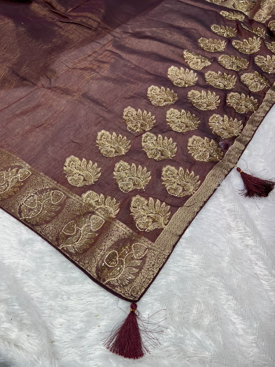 Anula Nexus Wine Purple Premium Linen Saree With Heavy Handwork, Designer Woven Border & Tassel Detailing Matching Unstitched Blouse Piece Included-3