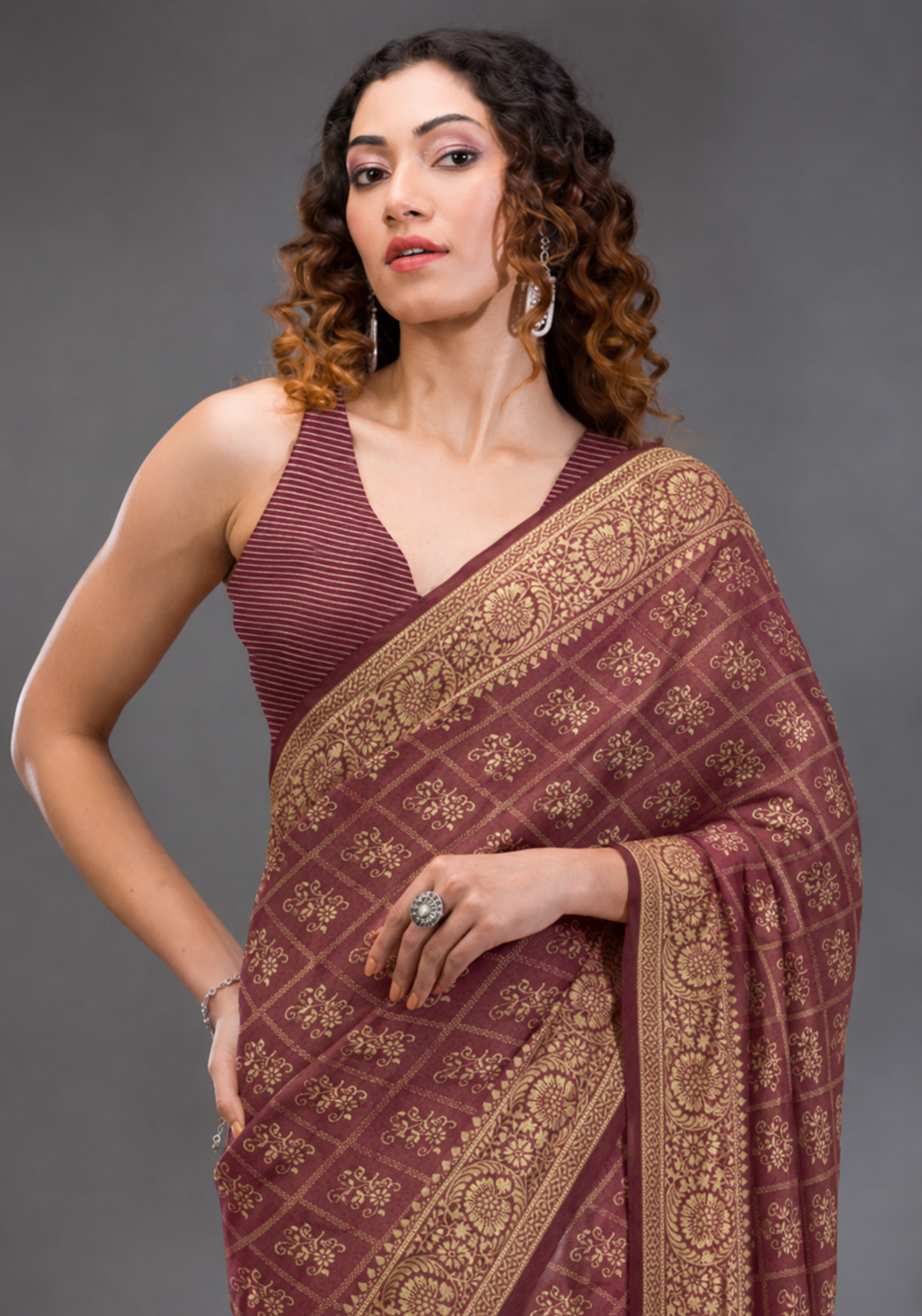 Rose Pink Cotton Saree With Floral Butta Weaving, Rich Zari Pallu & Matching Unstitched Blouse Piece